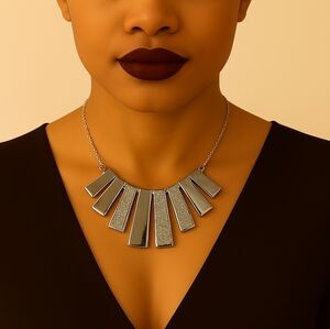 Silver Glitter Cascading Pendant Necklace for Women – Statement Fashion Jewelry